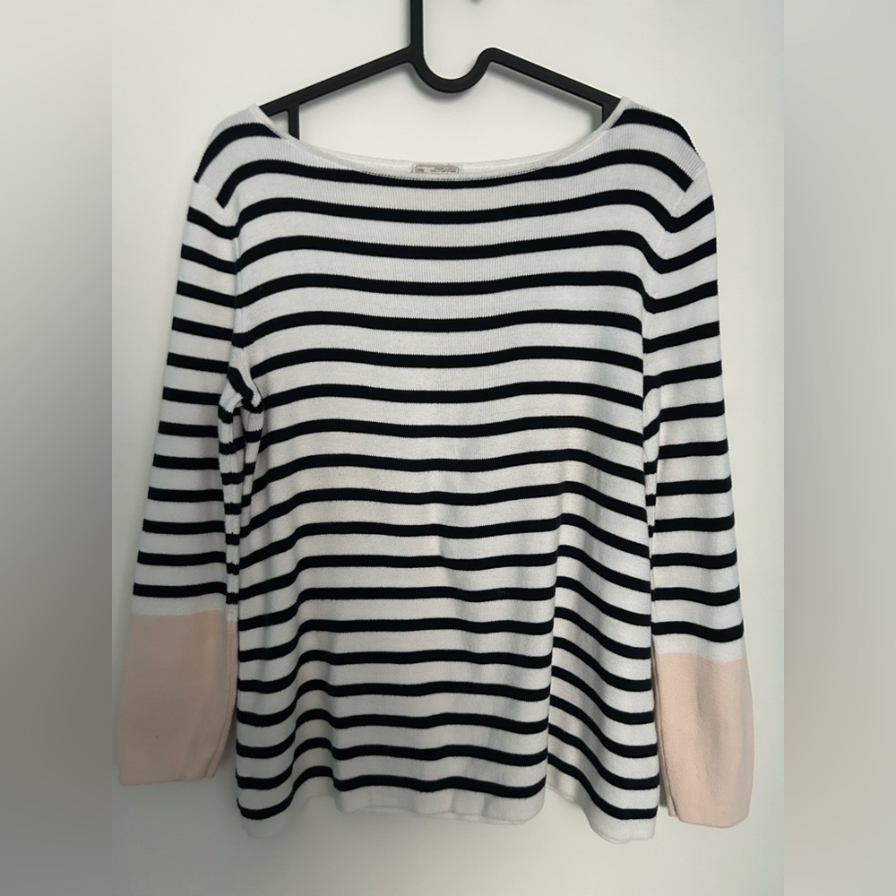 GAP Black and White Striped Sweater